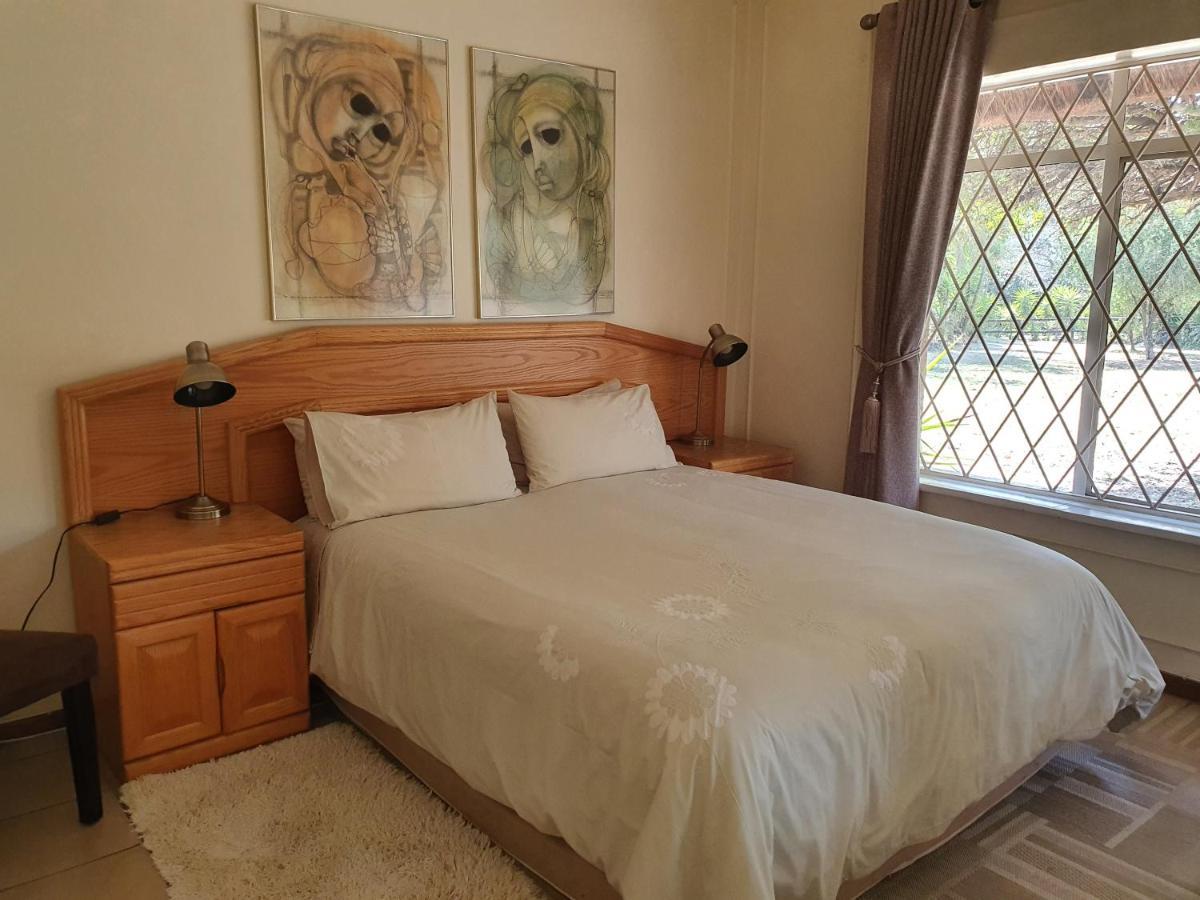 Pine Tree Lodge Мидранд Екстериор снимка