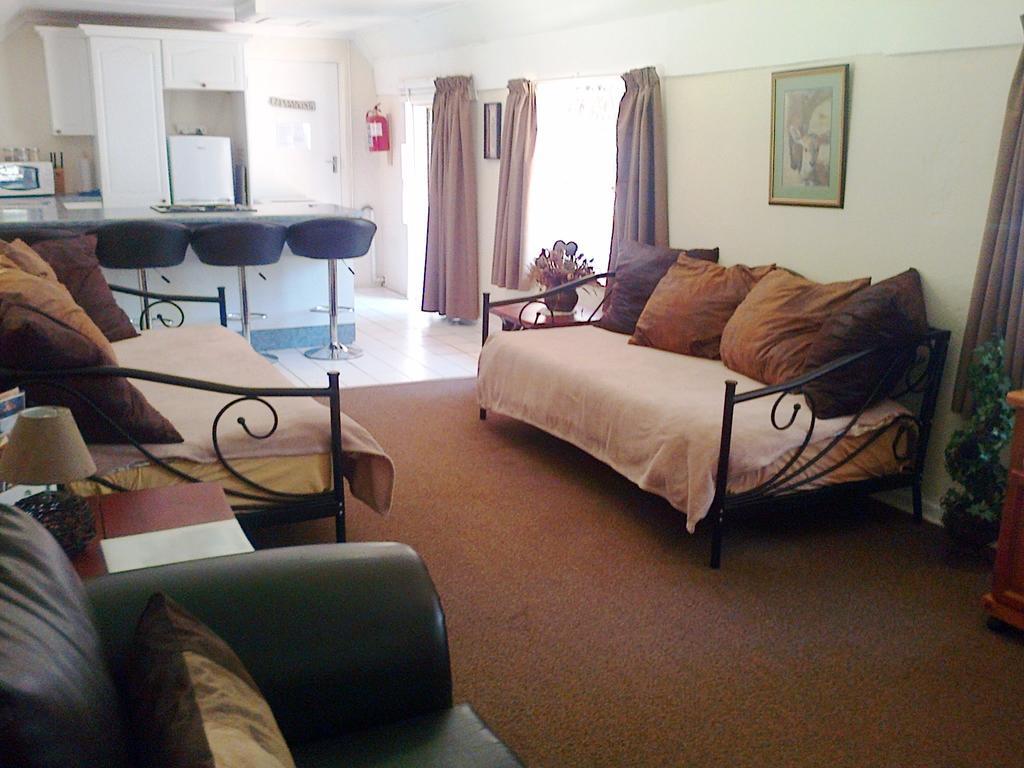 Pine Tree Lodge Мидранд Стая снимка
