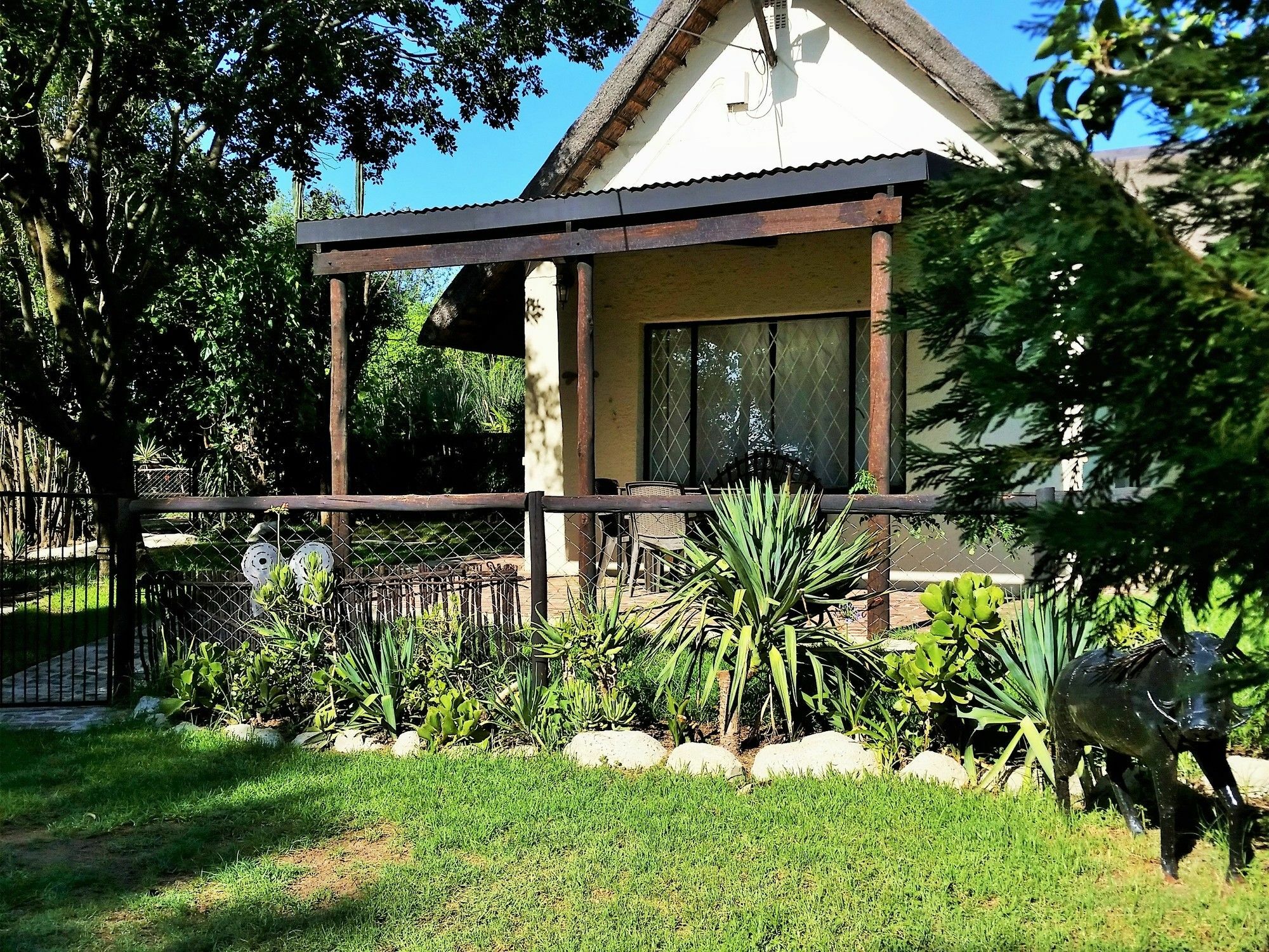 Pine Tree Lodge Мидранд Екстериор снимка