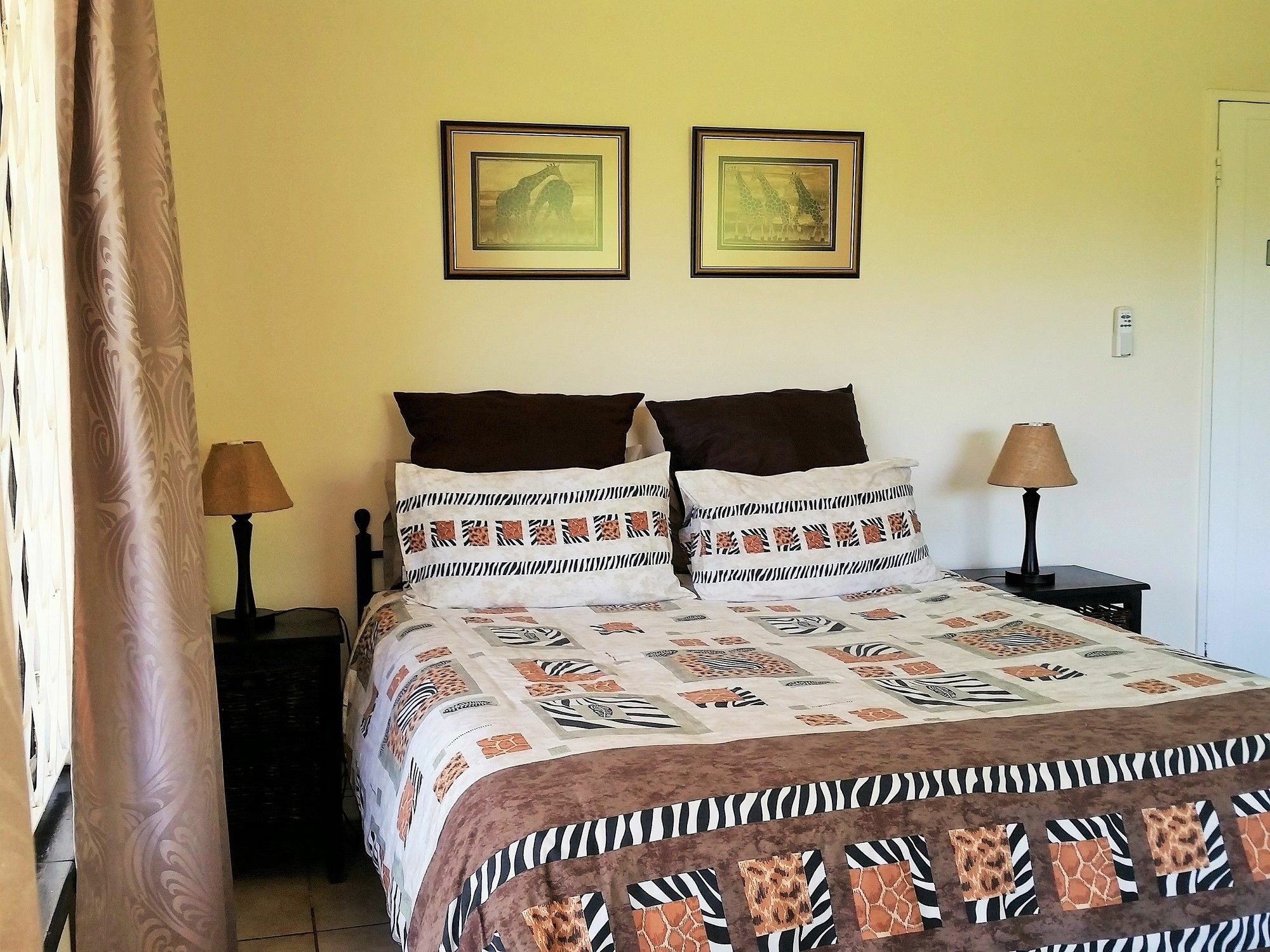 Pine Tree Lodge Мидранд Екстериор снимка
